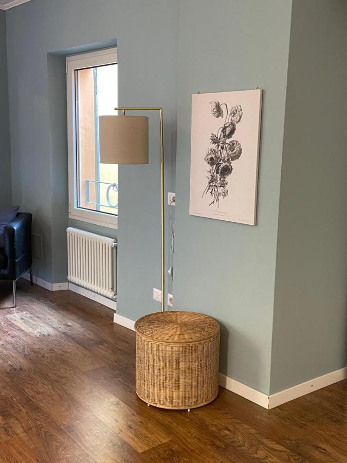 Varennahouse Aston Apt Villa Exteriör bild