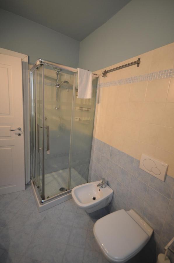 Varennahouse Aston Apt Villa Exteriör bild