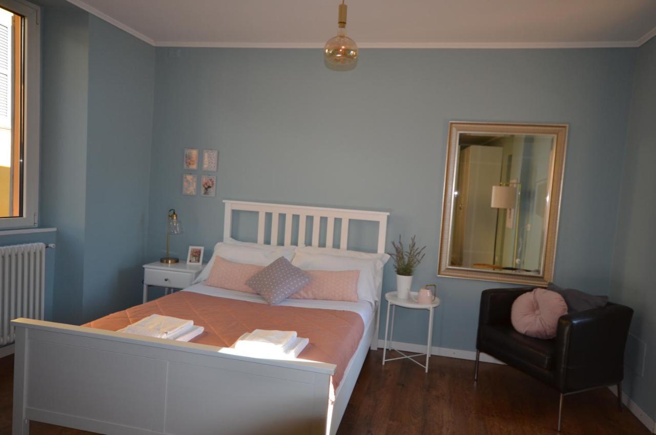 Varennahouse Aston Apt Villa Exteriör bild
